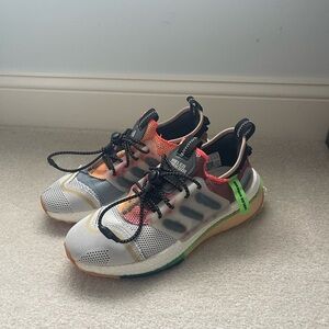 Adidas X_PLRBOOST X HELEN KIRKUM Sneakers